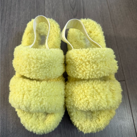 UGG Shoes - UGG Oh Fluffita platform sandals